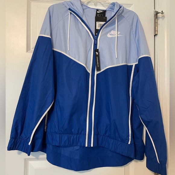 NWT Nike Sportswear Windrunner Jacket Royal, Royal Tint & White Women's Size XXL - Picture 7 of 17
